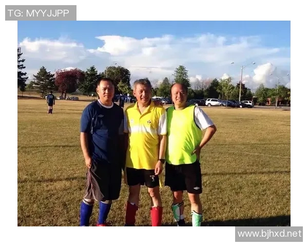 在街头偶遇足球传奇卡卡的惊喜瞬间与难忘回忆