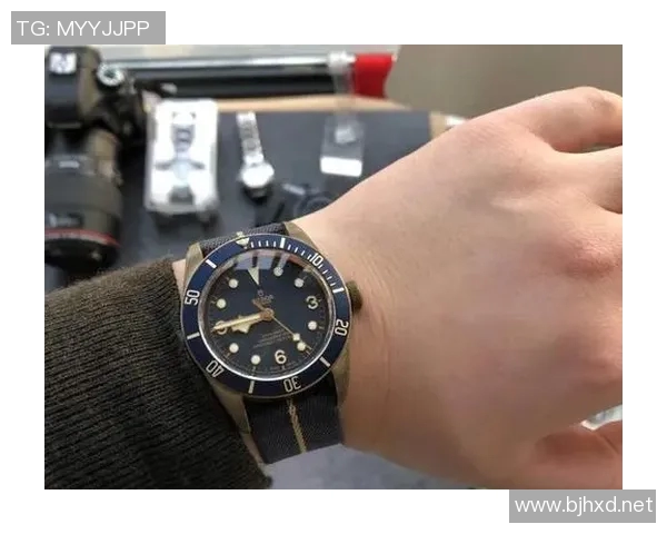 梅西手表的魅力揭秘足球明星如何用腕表彰显个性与风格