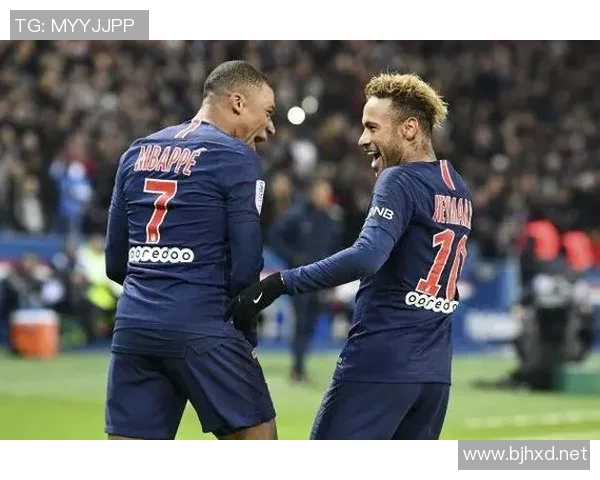 大巴黎与尼姆精彩对决录播回顾赛场瞬间与精彩进球分析